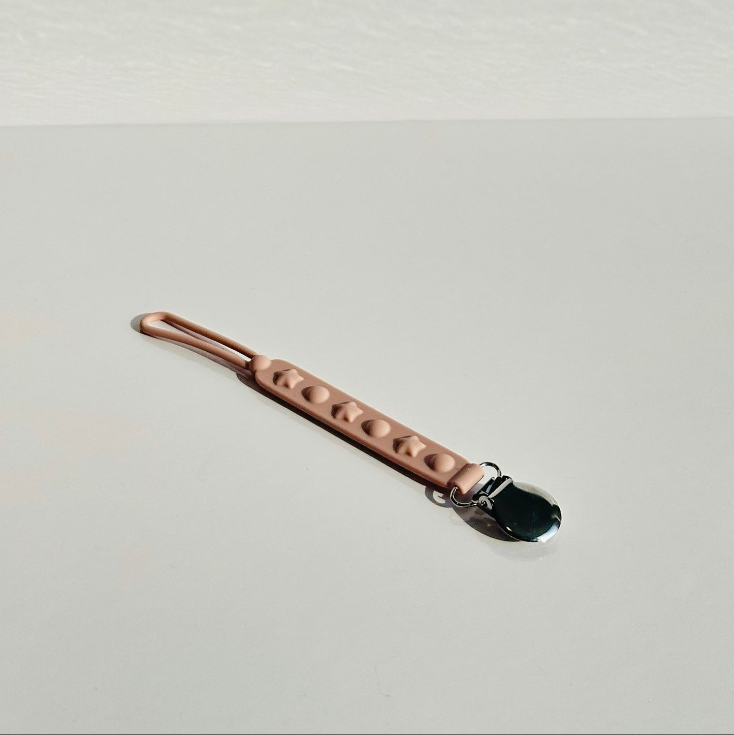Clip A Sooth